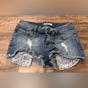 Forever 21 denim shorts size 27